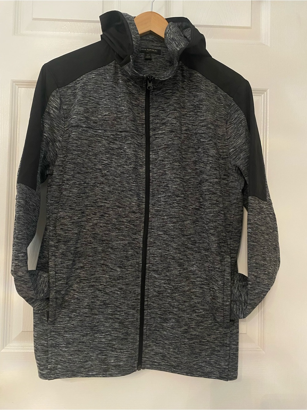 Banana Republic Men's Gray & Black Heathered Zip Hoodie #23